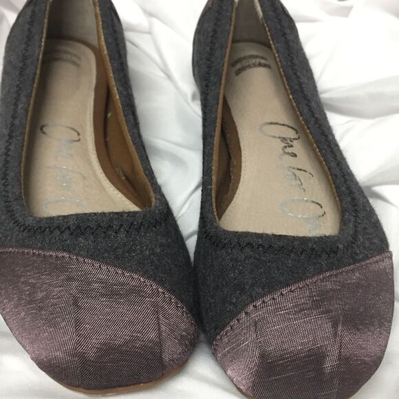 Toms One For One Slip-On Flats W6 1/2 - Picture 6 of 8
